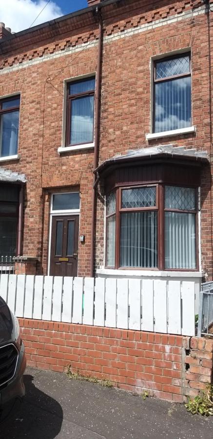 St. James Street Townhouse بلفاست المظهر الخارجي الصورة